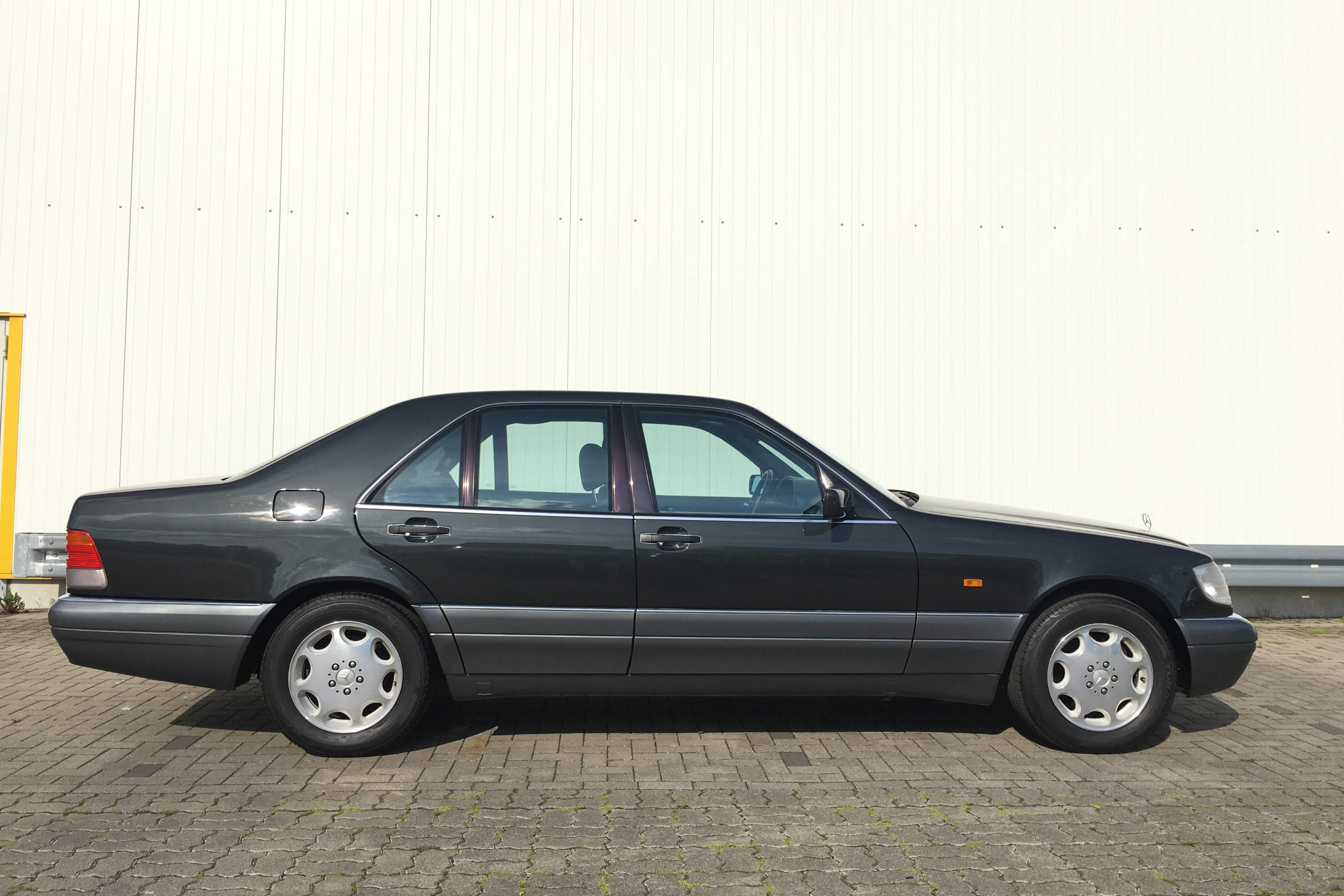 Mercedes-Benz S 320 (W140)